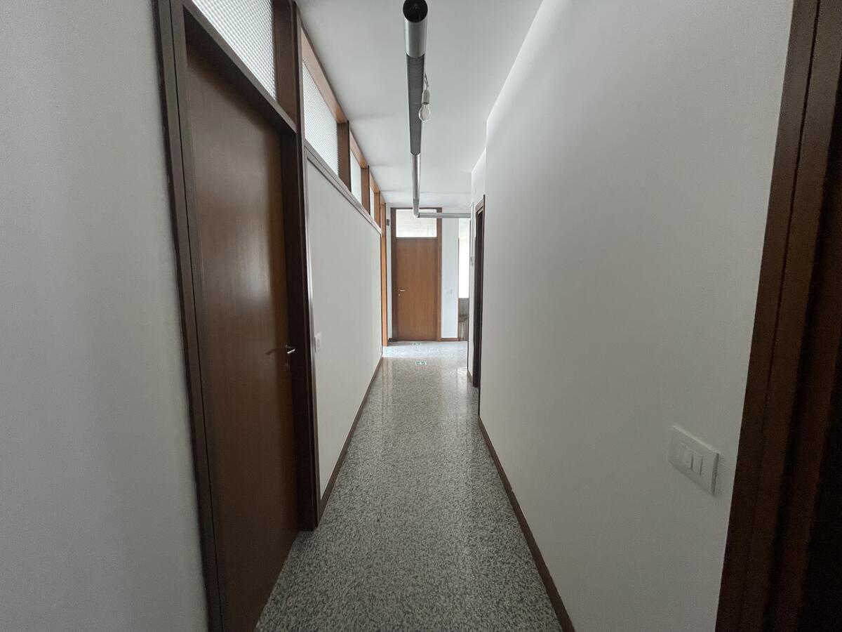 Ufficio Commerciali In affitto - 25