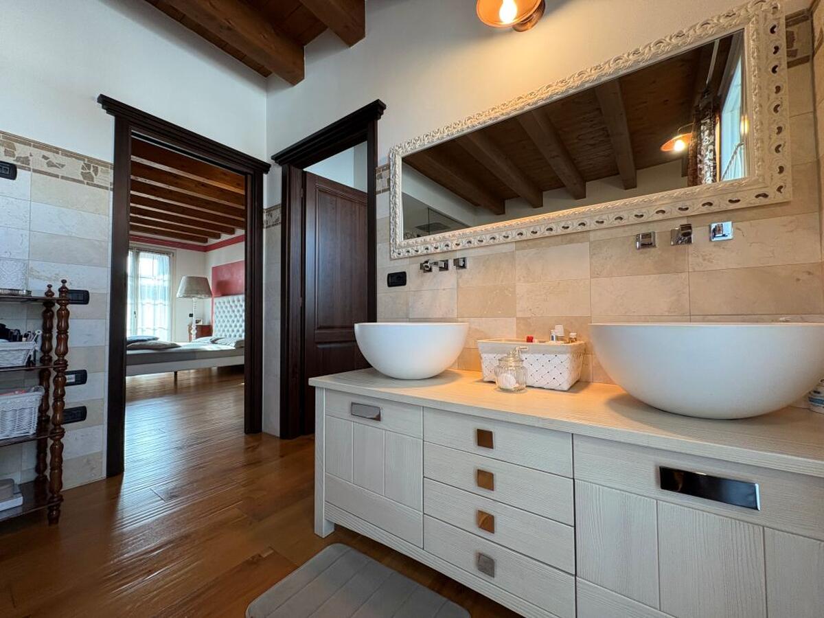 Villa Residenziali in vendita - 32