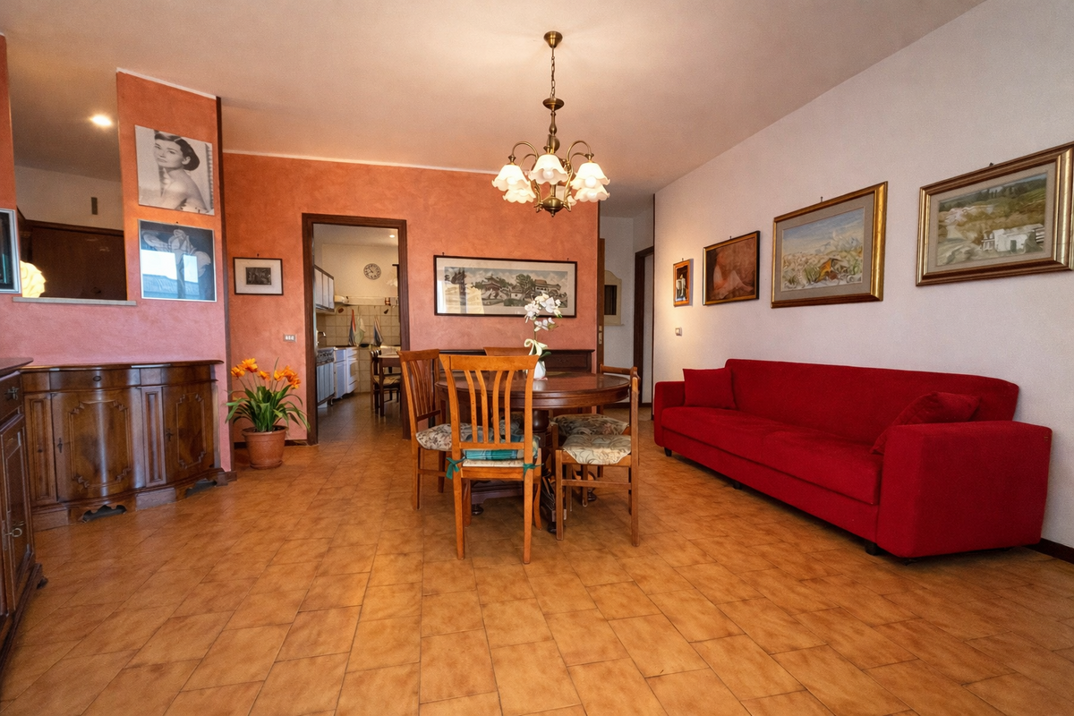 3 camere Residenziali in vendita - 3
