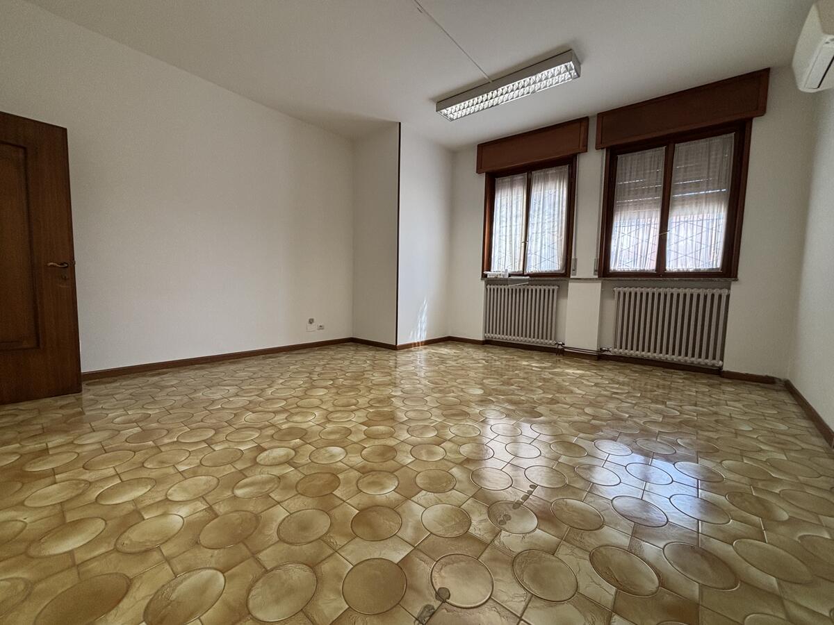 Ufficio Commerciali In affitto - 13