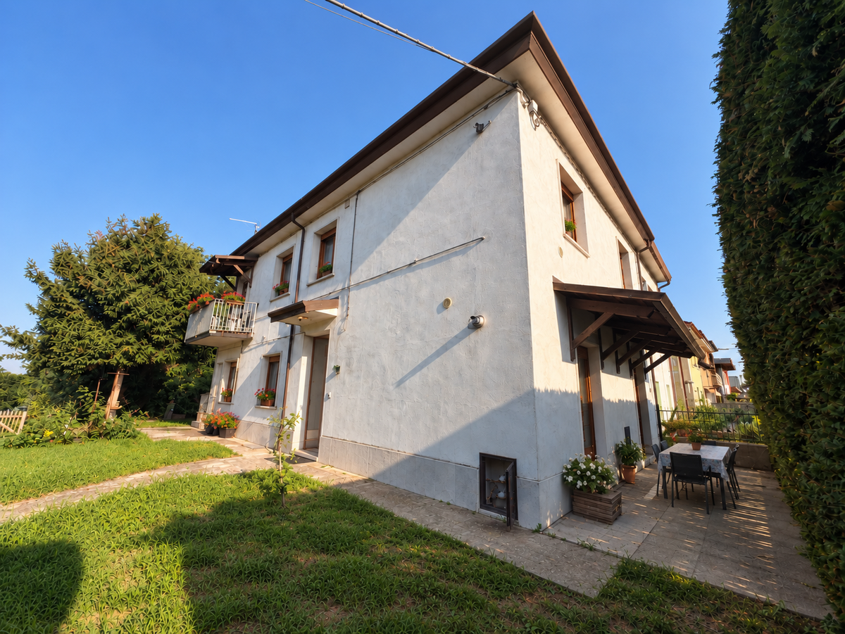 Villa bifamiliare Residenziali in vendita - 3