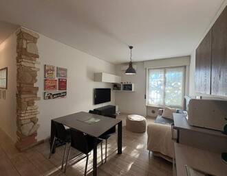 2 camere  in  Vendita