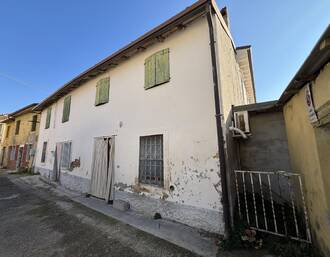 Casa indipendente  in  Vendita