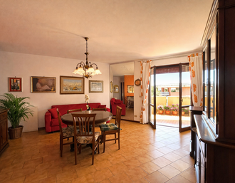 3 camere  in  Vendita