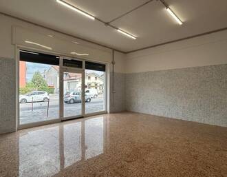 Negozio  in  Affitto